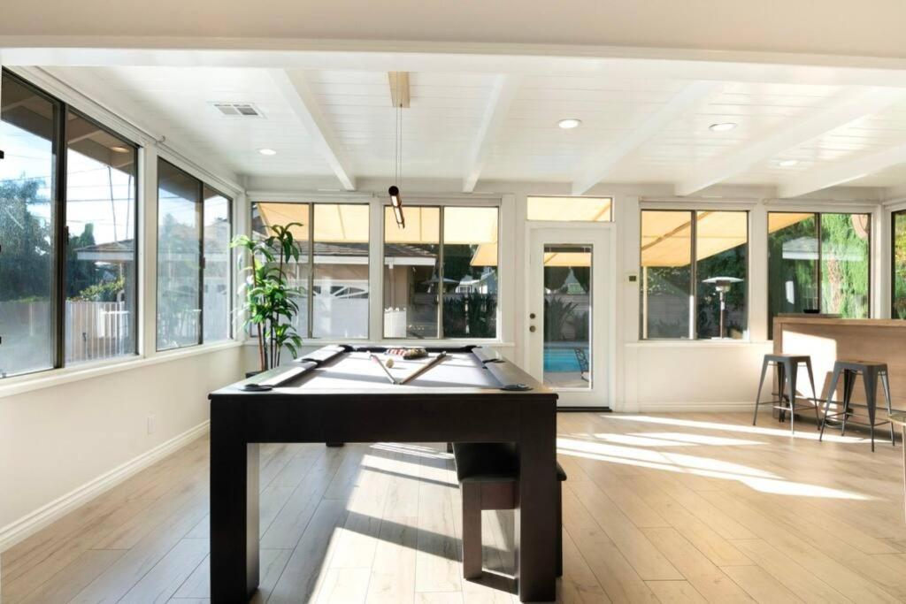 Large Home With Pool + Jacuzzi Los Angeles Exteriör bild