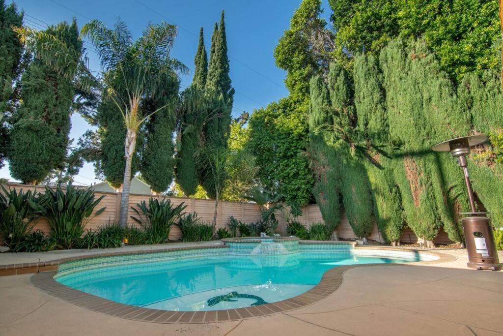 Large Home With Pool + Jacuzzi Los Angeles Exteriör bild